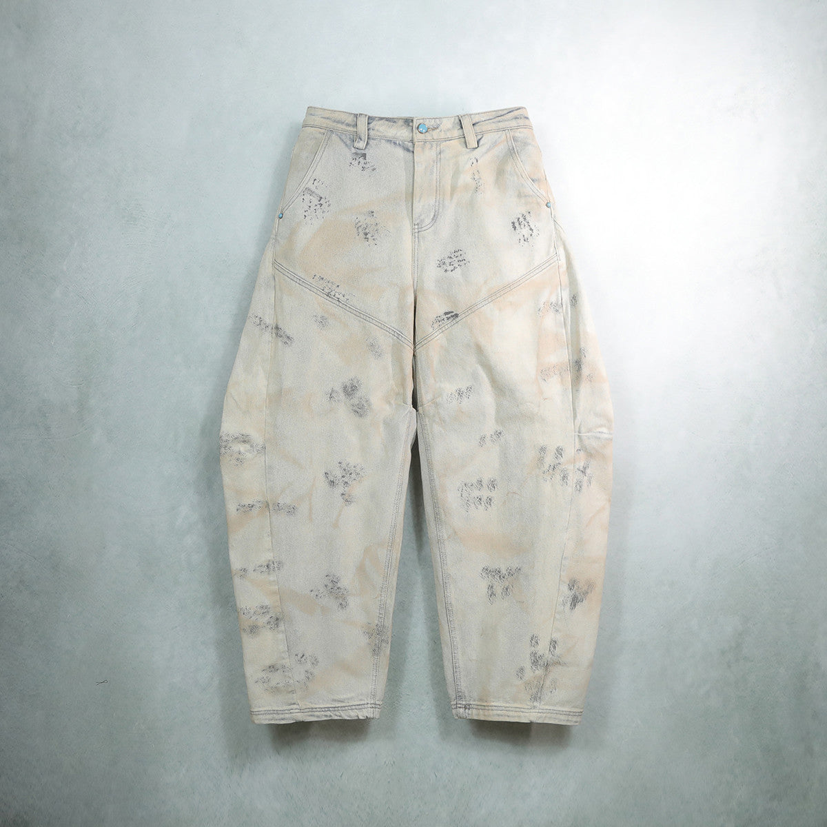 Unisex Wide-leg Curved Blade Jeans 🐾