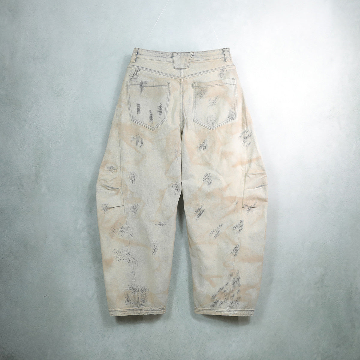 Unisex Wide-leg Curved Blade Jeans 🐾